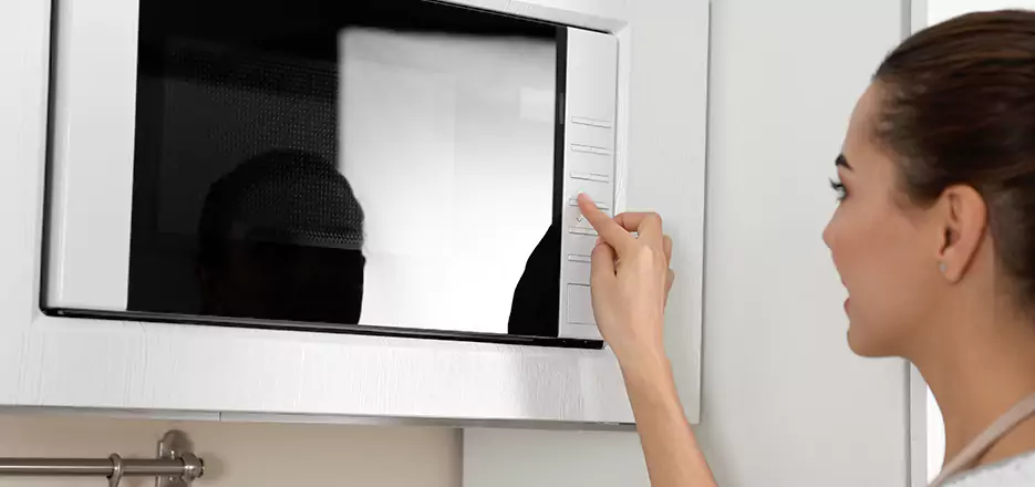 Microwave Keypad and Fan Repair in North Fort Myers