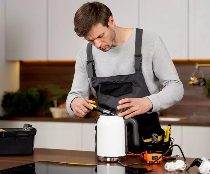 Skilled Blender Technicians: Your Small Appliance Repair Experts for North Fort Myers, FL