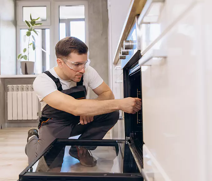 Why North Fort Myers Bakers Rely on Appliance Repair North Fort Myers for Every Electric Oven Fix?