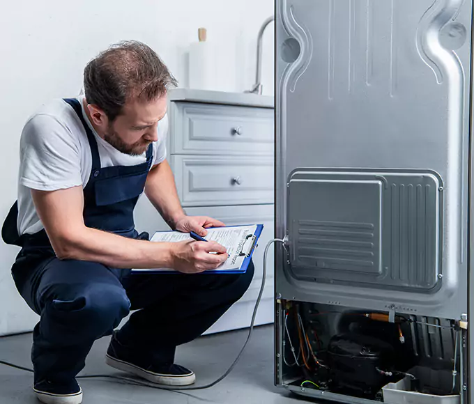 Why North Fort Myers, FL Homeowners Choose Appliance Repair North Fort Myers for Refrigerator Leak Repair?